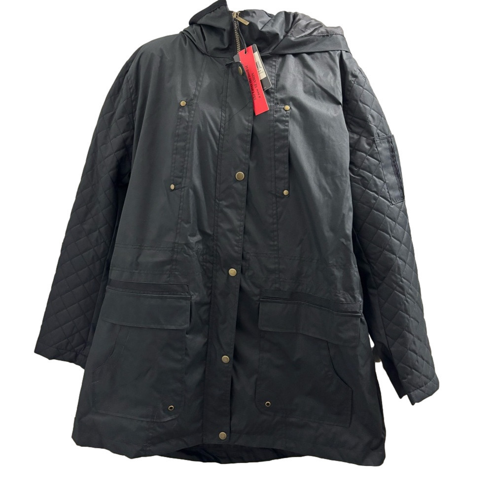 Yoki Black Utility Rain Coat with Hood, decorative quilting, pockets.  Size 1XL